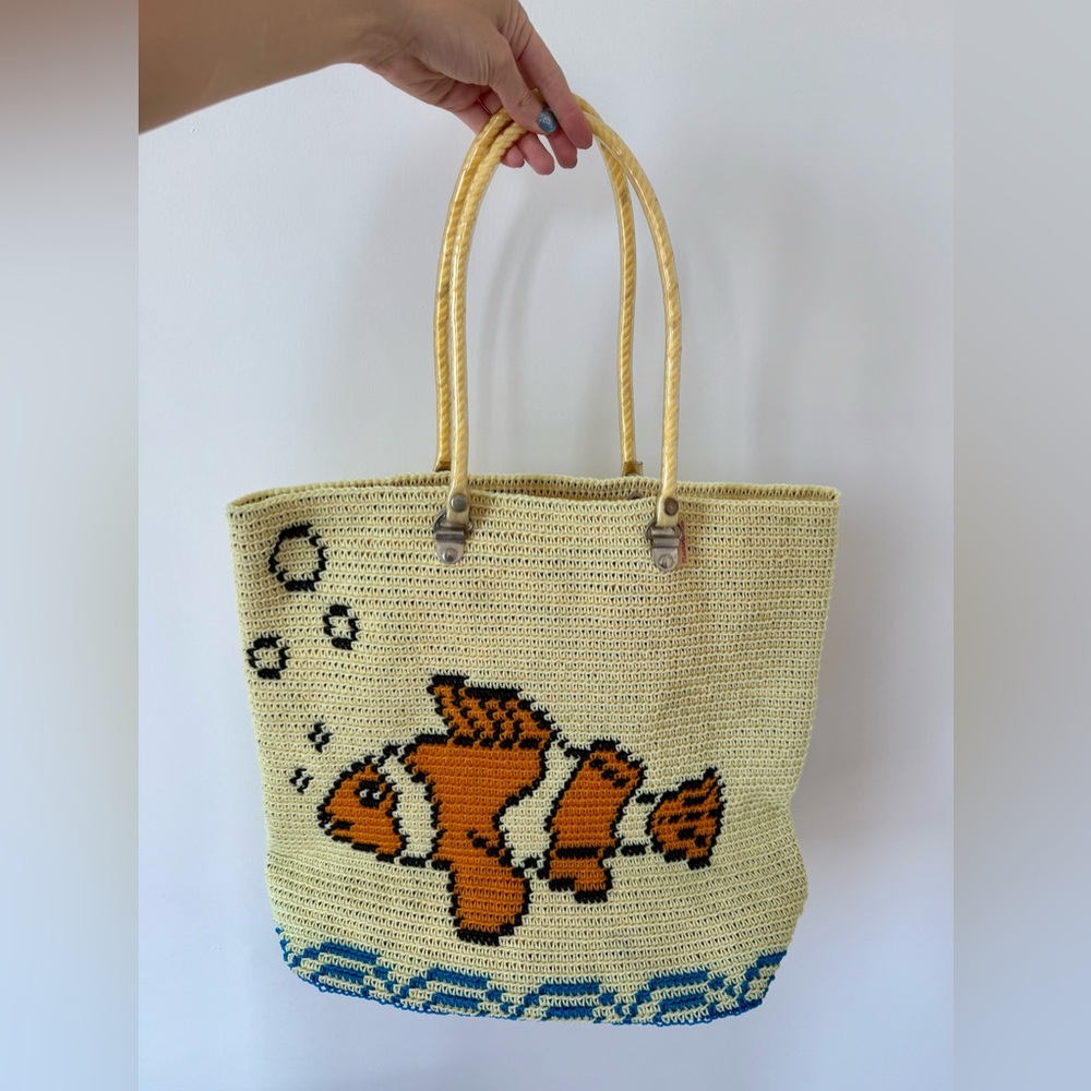 Vintage Handmade Crochet Fish Design Tote Bag - Cream and Orange - Picture 4 of 5
